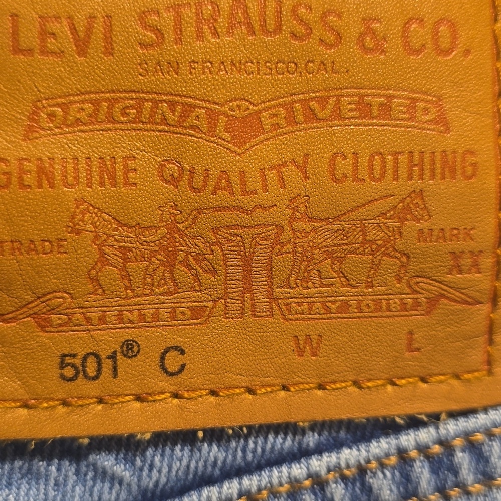 Levi’s® 501 Curve High-Rise Straight Leg Jean, Lucid Dream, Retail $98.00 USD - Picture 9 of 16